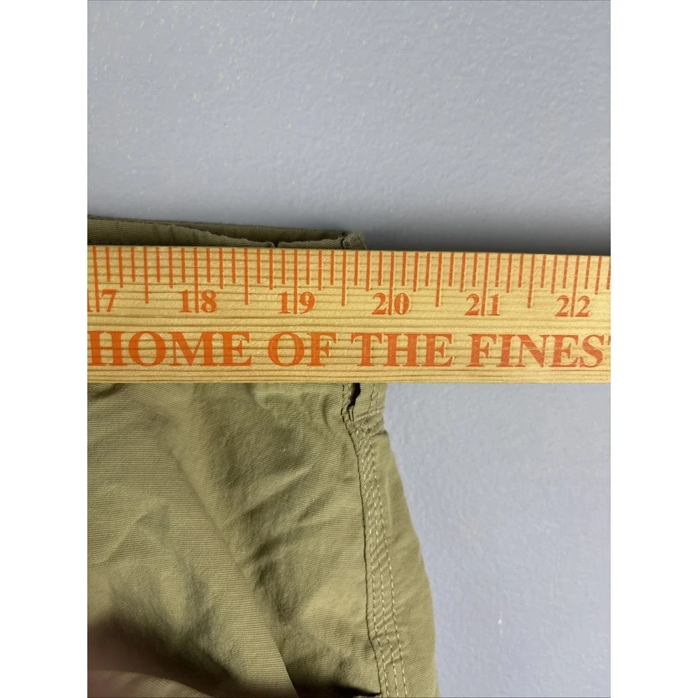 The North Face Khaki Cargo Shorts Size 40 Gorpcore‎ Hiking Camping